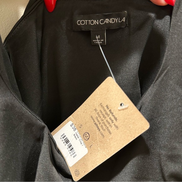 Halter Ruffle Crop Top - Picture 2 of 4